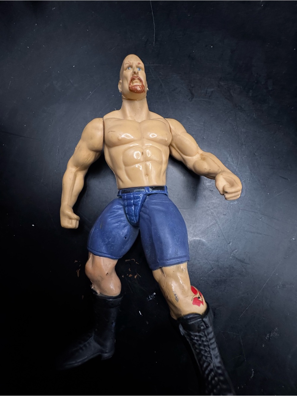 Jakks Pacific 1998 WWF / WWE Stone Cold Steve Austin 6" action figure!
